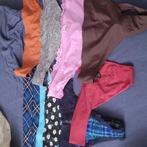 Womens Thongs Bundle (8)